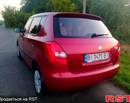 Красный Шкода Фабия, объемом двигателя 1.2 л и пробегом 199 тыс. км за 3999 $, фото 3 на Automoto.ua