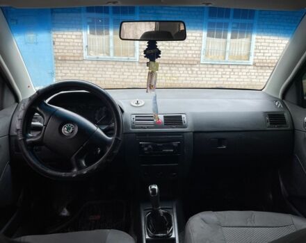 Красный Шкода Фабия, объемом двигателя 1.2 л и пробегом 250 тыс. км за 1650 $, фото 17 на Automoto.ua