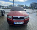 Красный Шкода Фабия, объемом двигателя 1.2 л и пробегом 235 тыс. км за 3050 $, фото 1 на Automoto.ua