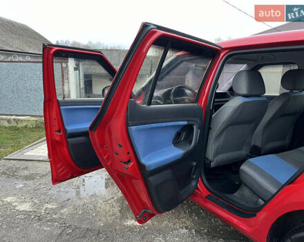 Червоний Шкода Фабія, об'ємом двигуна 1.2 л та пробігом 217 тис. км за 3999 $, фото 45 на Automoto.ua