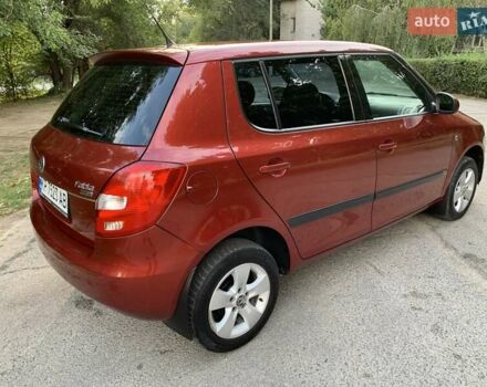 Красный Шкода Фабия, объемом двигателя 1.39 л и пробегом 162 тыс. км за 5500 $, фото 11 на Automoto.ua