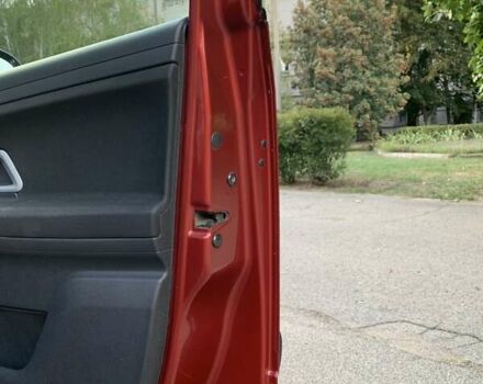 Красный Шкода Фабия, объемом двигателя 1.39 л и пробегом 162 тыс. км за 5500 $, фото 28 на Automoto.ua