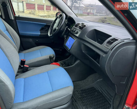 Червоний Шкода Фабія, об'ємом двигуна 1.2 л та пробігом 217 тис. км за 3999 $, фото 29 на Automoto.ua
