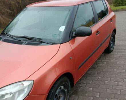 Красный Шкода Фабия, объемом двигателя 1.4 л и пробегом 207 тыс. км за 4500 $, фото 4 на Automoto.ua
