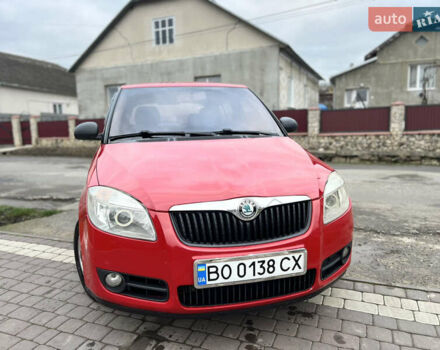 Червоний Шкода Фабія, об'ємом двигуна 1.2 л та пробігом 217 тис. км за 3999 $, фото 3 на Automoto.ua