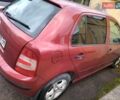 Красный Шкода Фабия, объемом двигателя 1.2 л и пробегом 210 тыс. км за 2500 $, фото 4 на Automoto.ua
