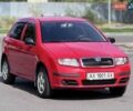 Красный Шкода Фабия, объемом двигателя 1.2 л и пробегом 175 тыс. км за 3300 $, фото 1 на Automoto.ua