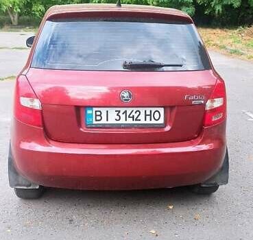 Червоний Шкода Фабія, об'ємом двигуна 1.39 л та пробігом 229 тис. км за 5000 $, фото 5 на Automoto.ua