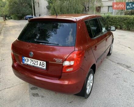 Красный Шкода Фабия, объемом двигателя 1.39 л и пробегом 162 тыс. км за 5500 $, фото 13 на Automoto.ua