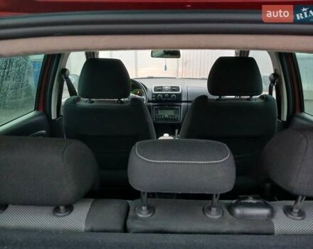 Красный Шкода Фабия, объемом двигателя 1.4 л и пробегом 251 тыс. км за 5499 $, фото 8 на Automoto.ua