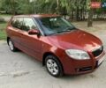 Красный Шкода Фабия, объемом двигателя 1.39 л и пробегом 162 тыс. км за 5500 $, фото 6 на Automoto.ua