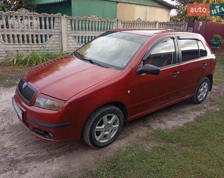 Красный Шкода Фабия, объемом двигателя 1.2 л и пробегом 265 тыс. км за 3200 $, фото 8 на Automoto.ua