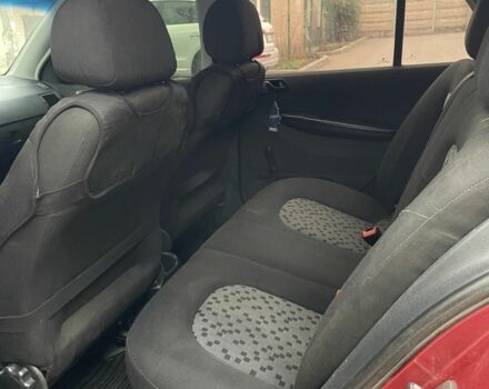 Красный Шкода Фабия, объемом двигателя 1.2 л и пробегом 250 тыс. км за 1650 $, фото 22 на Automoto.ua