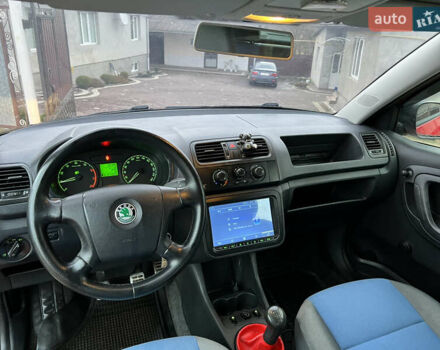 Червоний Шкода Фабія, об'ємом двигуна 1.2 л та пробігом 217 тис. км за 3999 $, фото 46 на Automoto.ua