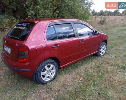 Красный Шкода Фабия, объемом двигателя 1.2 л и пробегом 265 тыс. км за 3200 $, фото 6 на Automoto.ua