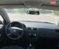 Красный Шкода Фабия, объемом двигателя 1.2 л и пробегом 253 тыс. км за 3750 $, фото 4 на Automoto.ua