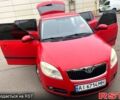 Красный Шкода Фабия, объемом двигателя 1.2 л и пробегом 170 тыс. км за 4500 $, фото 1 на Automoto.ua
