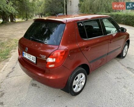 Красный Шкода Фабия, объемом двигателя 1.39 л и пробегом 162 тыс. км за 5500 $, фото 12 на Automoto.ua