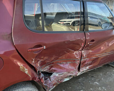 Червоний Шкода Фабія, об'ємом двигуна 1.39 л та пробігом 199 тис. км за 1650 $, фото 2 на Automoto.ua