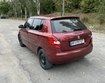 Красный Шкода Фабия, объемом двигателя 1.2 л и пробегом 310 тыс. км за 3800 $, фото 5 на Automoto.ua