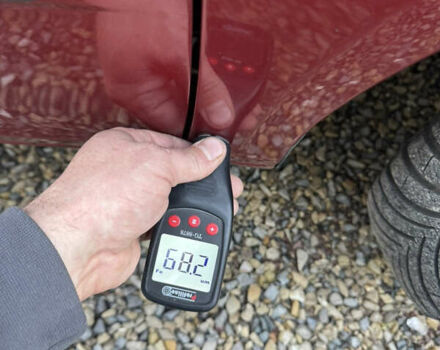 Красный Шкода Фабия, объемом двигателя 1.39 л и пробегом 232 тыс. км за 4500 $, фото 13 на Automoto.ua