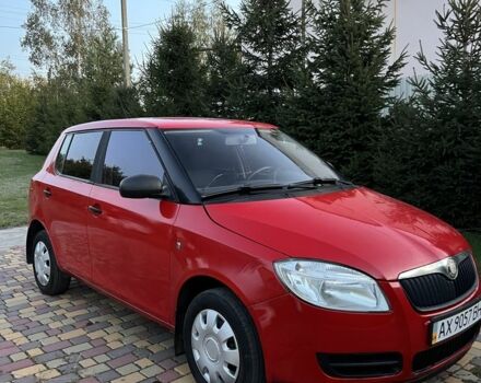 Красный Шкода Фабия, объемом двигателя 1.4 л и пробегом 280 тыс. км за 3400 $, фото 2 на Automoto.ua