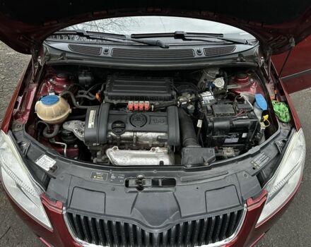 Красный Шкода Фабия, объемом двигателя 1.4 л и пробегом 198 тыс. км за 4500 $, фото 15 на Automoto.ua