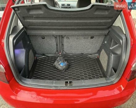 Красный Шкода Фабия, объемом двигателя 1.4 л и пробегом 256 тыс. км за 4500 $, фото 5 на Automoto.ua