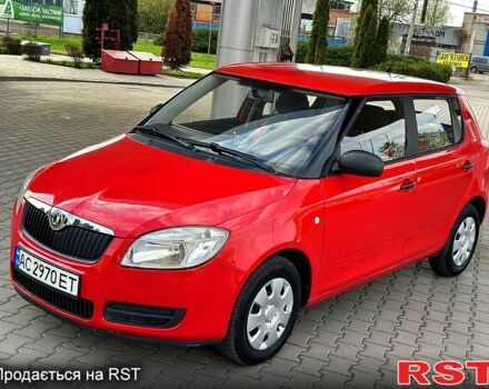 Красный Шкода Фабия, объемом двигателя 1.2 л и пробегом 167 тыс. км за 4500 $, фото 7 на Automoto.ua