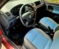 Красный Шкода Фабия, объемом двигателя 1.2 л и пробегом 238 тыс. км за 3200 $, фото 6 на Automoto.ua