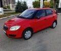 Красный Шкода Фабия, объемом двигателя 1.4 л и пробегом 250 тыс. км за 3550 $, фото 1 на Automoto.ua