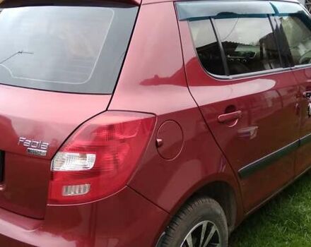 Шкода Фабія 2008 у Калуше на Automoto.ua Червоний Шкода Фабія, об'ємом двигуна 1.2 л та пробігом 118 тис. км за 4800 $, фото 3 на Automoto.ua