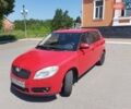 Красный Шкода Фабия, объемом двигателя 1.2 л и пробегом 226 тыс. км за 3700 $, фото 1 на Automoto.ua