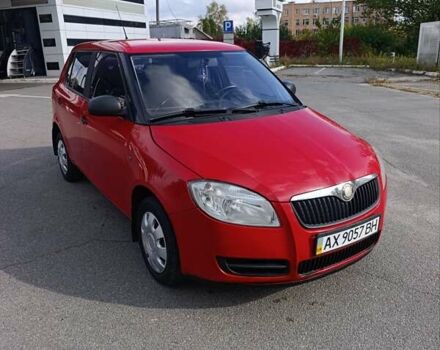 Красный Шкода Фабия, объемом двигателя 1.4 л и пробегом 250 тыс. км за 3550 $, фото 6 на Automoto.ua