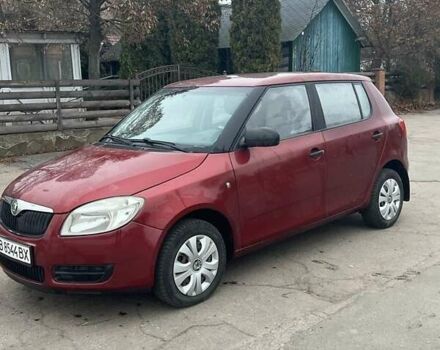 Красный Шкода Фабия, объемом двигателя 1.2 л и пробегом 205 тыс. км за 3000 $, фото 5 на Automoto.ua