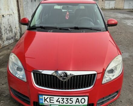 Красный Шкода Фабия, объемом двигателя 1.4 л и пробегом 256 тыс. км за 4500 $, фото 2 на Automoto.ua