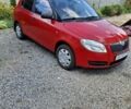 Красный Шкода Фабия, объемом двигателя 1.4 л и пробегом 320 тыс. км за 3300 $, фото 1 на Automoto.ua