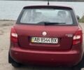 Красный Шкода Фабия, объемом двигателя 1.2 л и пробегом 205 тыс. км за 3000 $, фото 1 на Automoto.ua