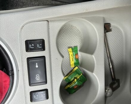 Красный Шкода Фабия, объемом двигателя 1.4 л и пробегом 256 тыс. км за 4500 $, фото 17 на Automoto.ua