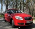 Красный Шкода Фабия, объемом двигателя 1.2 л и пробегом 157 тыс. км за 4500 $, фото 1 на Automoto.ua