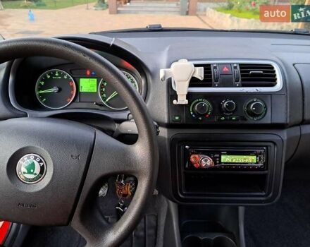 Красный Шкода Фабия, объемом двигателя 1.2 л и пробегом 113 тыс. км за 4500 $, фото 7 на Automoto.ua