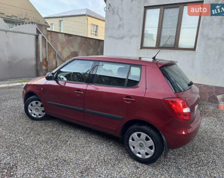 Красный Шкода Фабия, объемом двигателя 1.39 л и пробегом 232 тыс. км за 4500 $, фото 6 на Automoto.ua