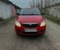 Красный Шкода Фабия, объемом двигателя 1.2 л и пробегом 185 тыс. км за 4200 $, фото 1 на Automoto.ua