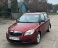 Красный Шкода Фабия, объемом двигателя 1.2 л и пробегом 205 тыс. км за 3000 $, фото 2 на Automoto.ua