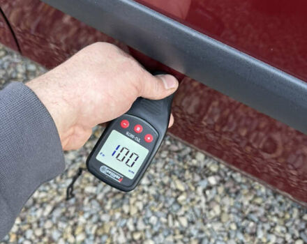 Красный Шкода Фабия, объемом двигателя 1.39 л и пробегом 232 тыс. км за 4500 $, фото 25 на Automoto.ua