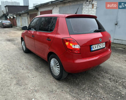 Красный Шкода Фабия, объемом двигателя 1.2 л и пробегом 166 тыс. км за 3450 $, фото 5 на Automoto.ua