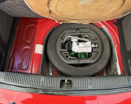 Красный Шкода Фабия, объемом двигателя 1.4 л и пробегом 256 тыс. км за 4500 $, фото 7 на Automoto.ua