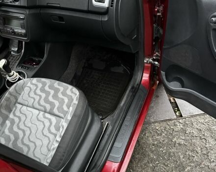 Красный Шкода Фабия, объемом двигателя 1.4 л и пробегом 198 тыс. км за 4500 $, фото 20 на Automoto.ua