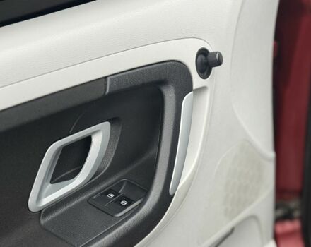 Червоний Шкода Фабія, об'ємом двигуна 1.4 л та пробігом 270 тис. км за 3550 $, фото 9 на Automoto.ua