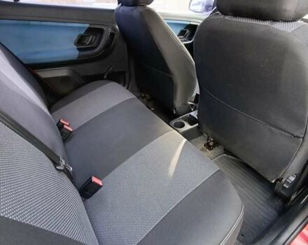 Красный Шкода Фабия, объемом двигателя 1.4 л и пробегом 250 тыс. км за 3550 $, фото 11 на Automoto.ua